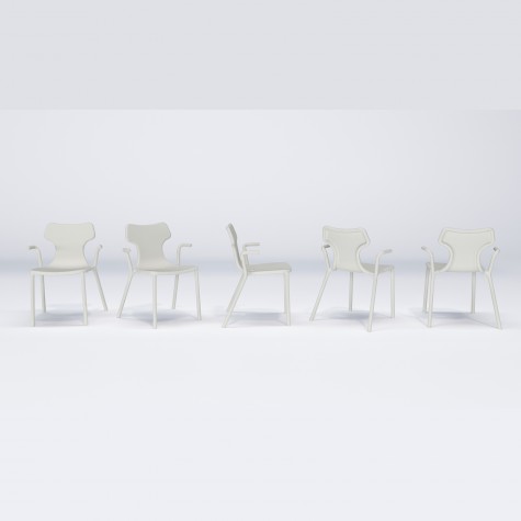 Play Kollu Polipropilen Sandalye